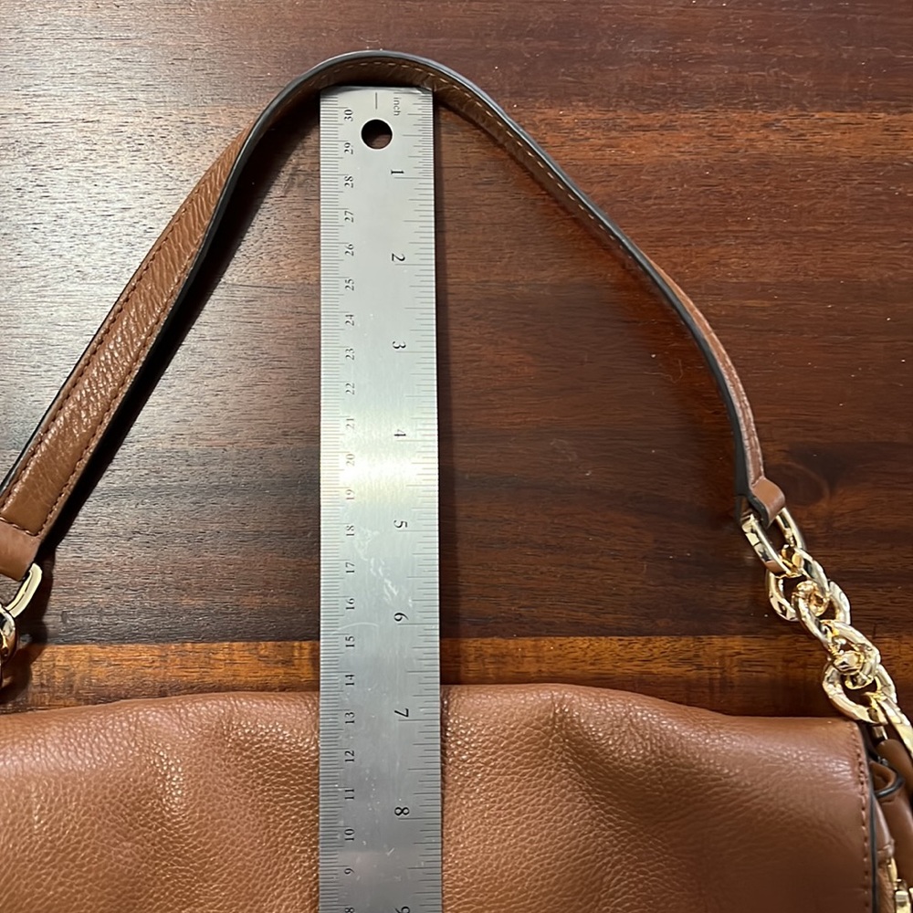 Michael Kors Leather Bag Brown Saffiano Gold Hardware & Tassel - Picture 14 of 14